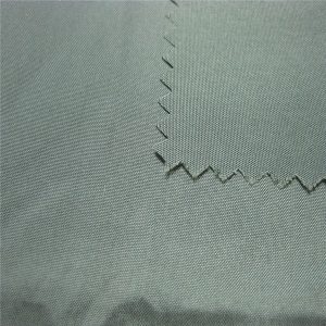 Материал на чадъра 100% полиестерна каландрирана тафта
